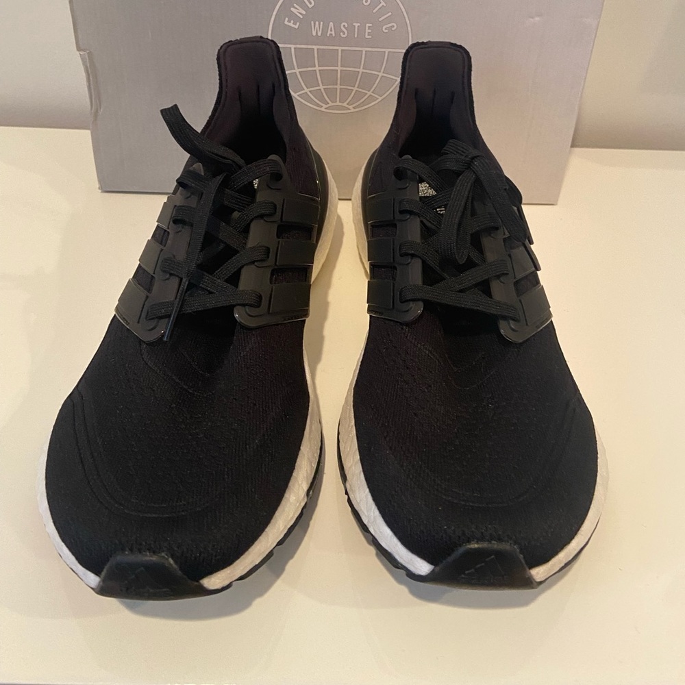 NIBAdidas Ultraboost 21 FY0378 Core Black Men's Running Shoes Sneakers US Size 9